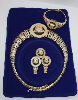 CLASSIC 032 Beautiful Bold Set Includes: Bracelet, Earrings, Pendant, Ring and Necklace