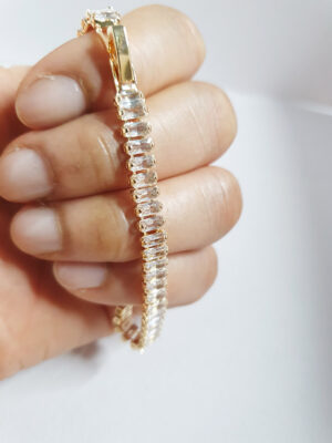 CLASSIC 050 Beautiful Bold Bracelet