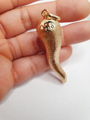 CLASSIC 062 Beautiful Bold Pendant